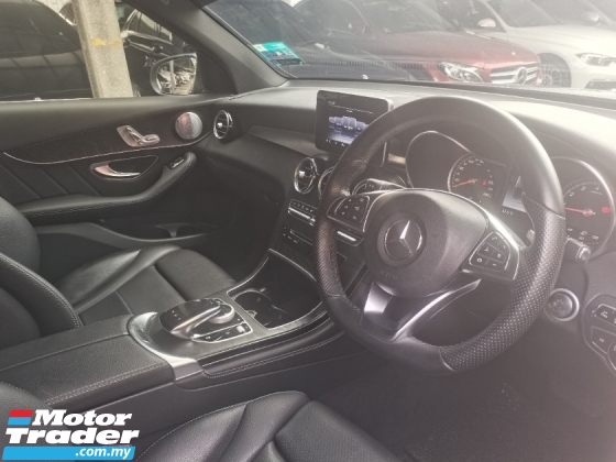 2016 梅赛德斯-奔驰 GLC 级 梅赛德斯-奔驰 GLC250 2.0cc AMG 系列 (一个) 2016
