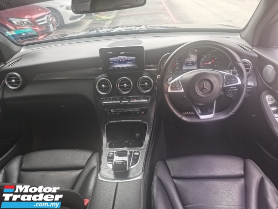 2016 梅赛德斯-奔驰 GLC 级 梅赛德斯-奔驰 GLC250 2.0cc AMG 系列 (一个) 2016
