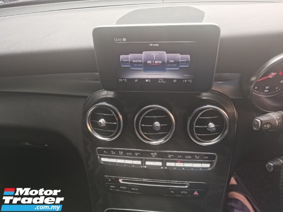 2016 梅赛德斯-奔驰 GLC 级 梅赛德斯-奔驰 GLC250 2.0cc AMG 系列 (一个) 2016