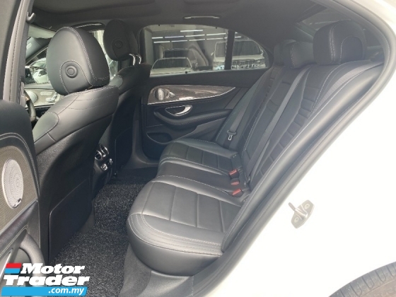2018 MERCEDES-BENZ E-CLASS 350e AMG CKD 全服务记录保修至 26
