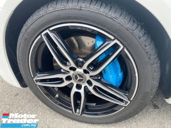 2018 MERCEDES-BENZ E-CLASS 350e AMG CKD 全服务记录保修至 26