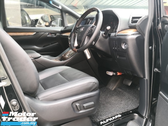 2015 丰田ALPHARD 3.5 行政酒廊满载规格年份制造 2015 已转换 2018 全新改版 (2 年保修) 