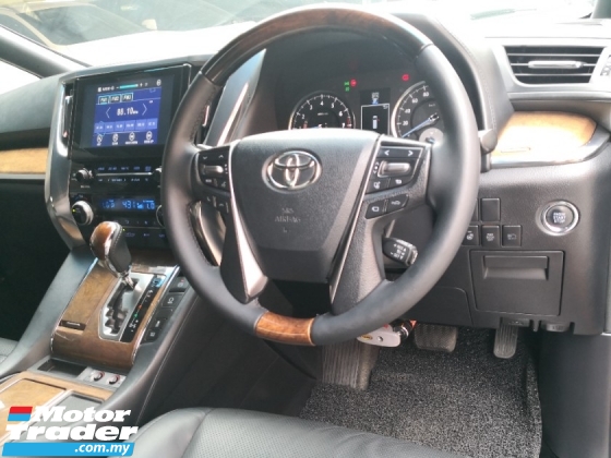 2015 丰田ALPHARD 3.5 行政酒廊满载规格年份制造 2015 已转换 2018 全新改版 (2 年保修) 