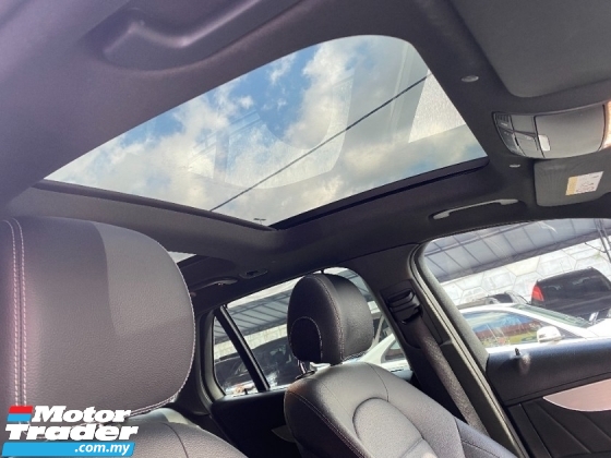 2021 MERCEDES-BENZ GLC 300 2.0(一个) 保修期内的完整服务记录 2025