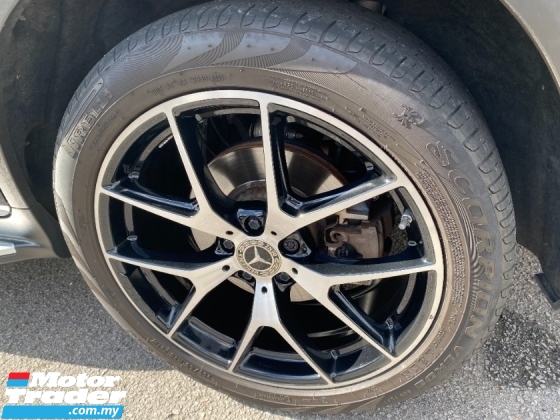 2021 MERCEDES-BENZ GLC 300 2.0(一个) 保修期内的完整服务记录 2025