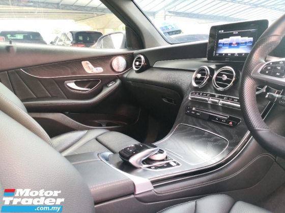 2016 梅赛德斯-奔驰 GLC 级 GLC250 AMG 制造年份 2016 CKD Mil 95k 公里完整服务记录 ((( 自由 2 年度保修 )))
