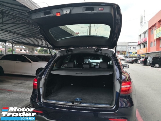 2016 梅赛德斯-奔驰 GLC 级 GLC250 AMG 制造年份 2016 CKD Mil 95k 公里完整服务记录 ((( 自由 2 年度保修 )))