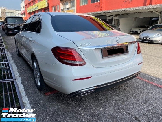 2016 MERCEDES-BENZ E-CLASS E200 2.0 (A) CBU Avantgarde Reg 2017 Waranti Percuma