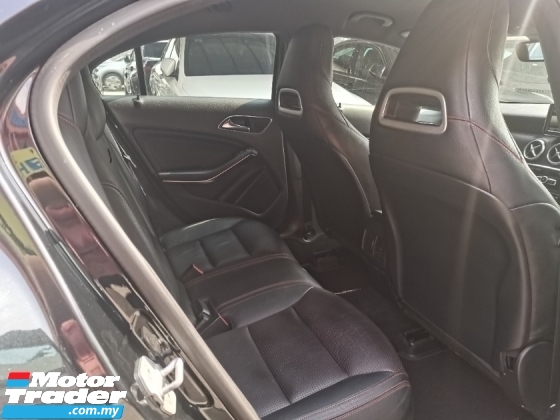 2014 奔驰A级 2013/16 梅赛德斯-奔驰 A180 AMG 1.6 (一个) JP规格