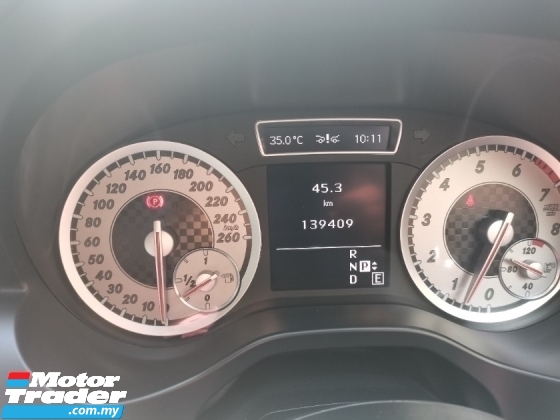 2014 奔驰A级 2013/16 梅赛德斯-奔驰 A180 AMG 1.6 (一个) JP规格