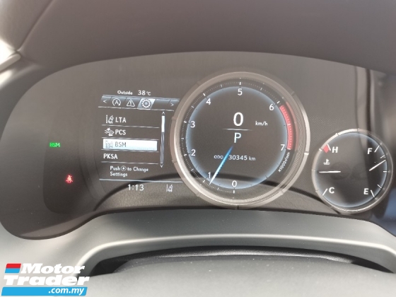 2021 雷克萨斯 RX300 雷克萨斯 RX300 2.0cc F-SPORT  (一个) REG 2022