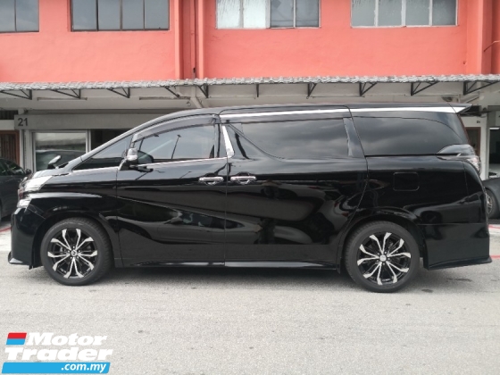 2017 TOYOTA VELLFIRE 2.5 Z 规格 制造年份 2017 全包 2 电动门 7 座赛车 2021 ((( 自由 2 一年保修 )))