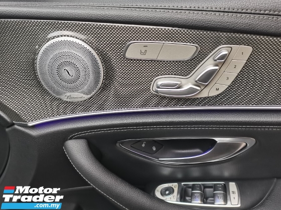 2019 奔驰E级 2019 梅赛德斯-奔驰E350 2.0 AMG CKD 注册 2020 51ķKM全部服务记录 