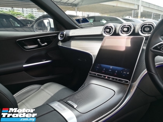 2023 梅赛德斯-奔驰 C 级 C200 Avantgarde W206 全新 最新车型 制造年份 2023 里程 11000 km 仅 HAP SENG 保修 2027