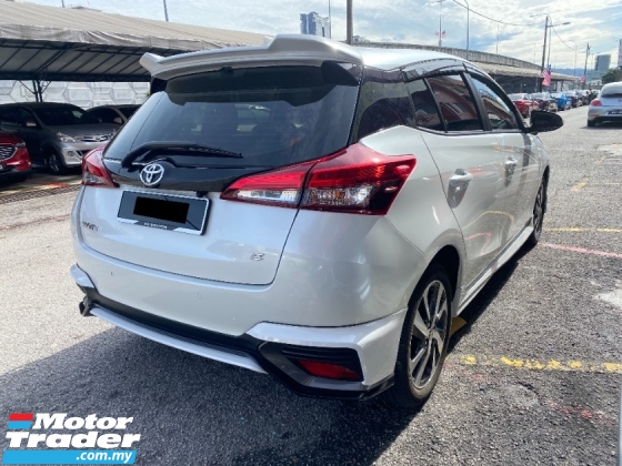 2022 TOYOTA YARIS 1.5 E Facelift 29K KM Selesai Kemasukan Tanpa Kunci 360 Cam