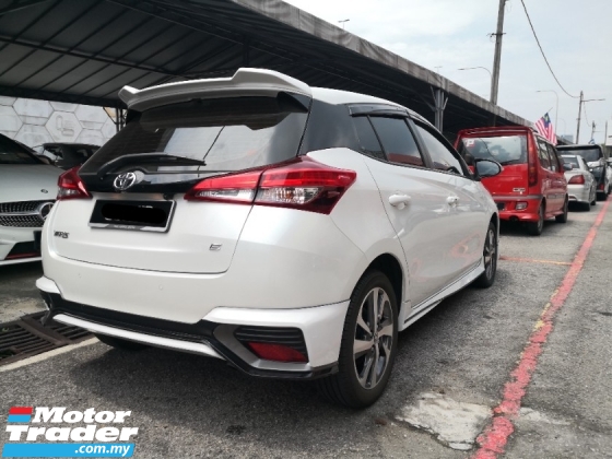 2022 TOYOTA YARIS 1.5 E Tahun Dibuat 2022 Perbatuan Pemilik Wanita 29000 km Sahaja Perbatuan Tulen ((( 3 JAMINAN TAHUN )))