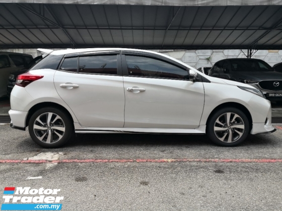 2022 TOYOTA YARIS 1.5 E Tahun Dibuat 2022 Perbatuan Pemilik Wanita 29000 km Sahaja Perbatuan Tulen ((( 3 JAMINAN TAHUN )))