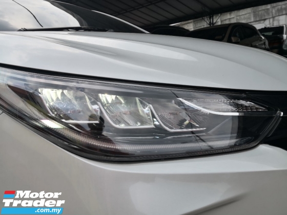 2022 TOYOTA YARIS 1.5 E Tahun Dibuat 2022 Perbatuan Pemilik Wanita 29000 km Sahaja Perbatuan Tulen ((( 3 JAMINAN TAHUN )))