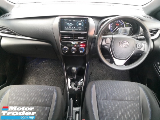 2022 TOYOTA YARIS 1.5 E Tahun Dibuat 2022 Perbatuan Pemilik Wanita 29000 km Sahaja Perbatuan Tulen ((( 3 JAMINAN TAHUN )))