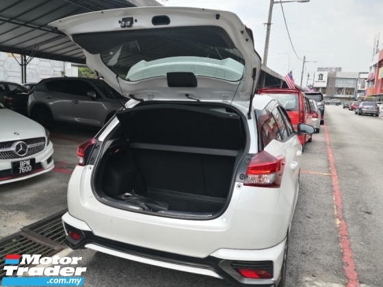 2022 TOYOTA YARIS 1.5 E Tahun Dibuat 2022 Perbatuan Pemilik Wanita 29000 km Sahaja Perbatuan Tulen ((( 3 JAMINAN TAHUN )))