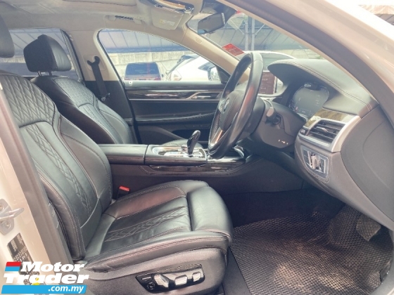 2019 BMW 7 SIRI 740Le Facelift CKD 41K KM Rekod Servis Penuh UW26