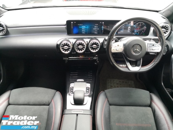 2018 Mercedes-Benz A级A250 AMG CBU掀背车W177年 2018 完成了64000公里的Hap Seng Star全面服务 (2 年保修)