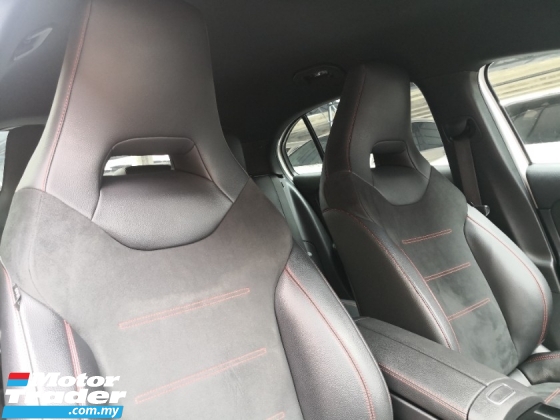 2018 Mercedes-Benz A级A250 AMG CBU掀背车W177年 2018 完成了64000公里的Hap Seng Star全面服务 (2 年保修)