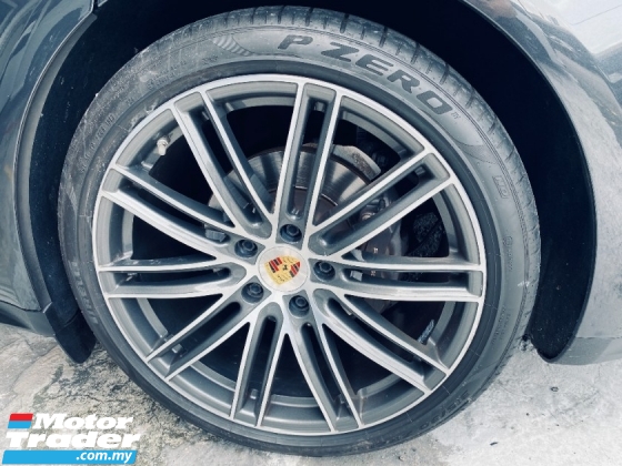 2017 保时捷Panamera PANAMERA 3.0 CBU 全面保修服务 2025