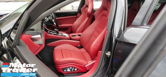 2017 保时捷 PANAMERA 3.0cc V6 (一个) 军用级 - 95ķKM, 保修期至七月 2025