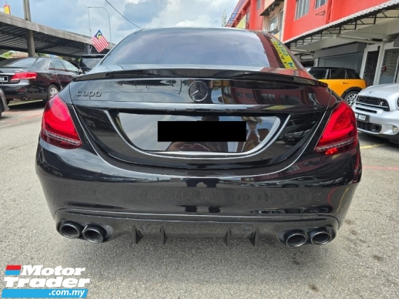2019 梅赛德斯-奔驰 C 级 C300 2.0cc AMG 线 (CKD) (自由 2 YWRTY) REG 2019