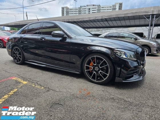 2019 梅赛德斯-奔驰 C 级 C300 2.0cc AMG 线 (CKD) (自由 2 YWRTY) REG 2019
