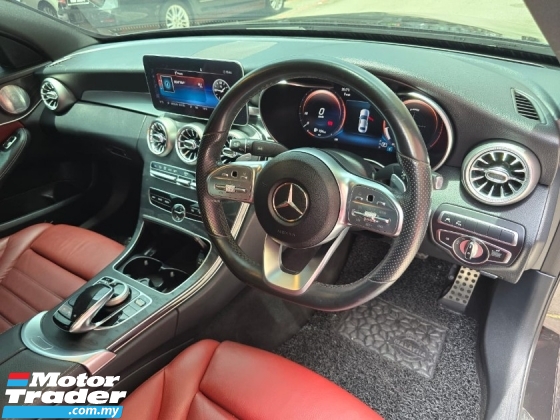 2019 梅赛德斯-奔驰 C 级 C300 2.0cc AMG 线 (CKD) (自由 2 YWRTY) REG 2019