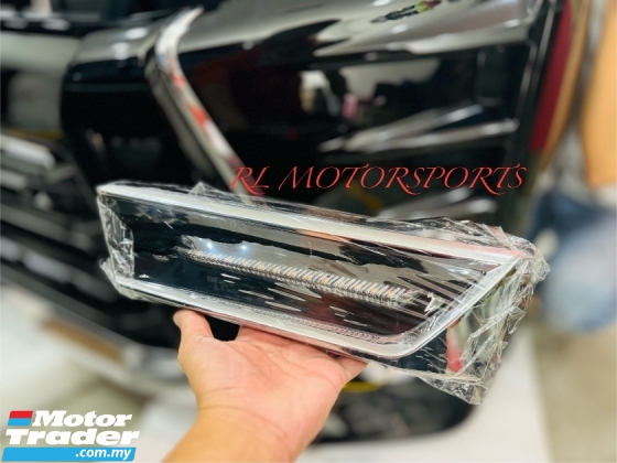 Toyota voxy 2017 2018 2019 2020 modellista Front bumper day light drl daylight daylight cover Modelista body kit bodykit Exterior & Body Parts > Lighting 