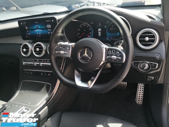 2020 MERCEDES-BENZ GLC-CLASS GLC300 2.0cc AMG Tahun Dibuat 2020 4Matic Mil 30000 km Sahaja Waranti CYCLE Servis Penuh kepada 2025