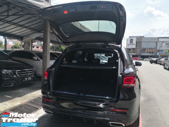 2020 MERCEDES-BENZ GLC-CLASS GLC300 2.0cc AMG Tahun Dibuat 2020 4Matic Mil 30000 km Sahaja Waranti CYCLE Servis Penuh kepada 2025