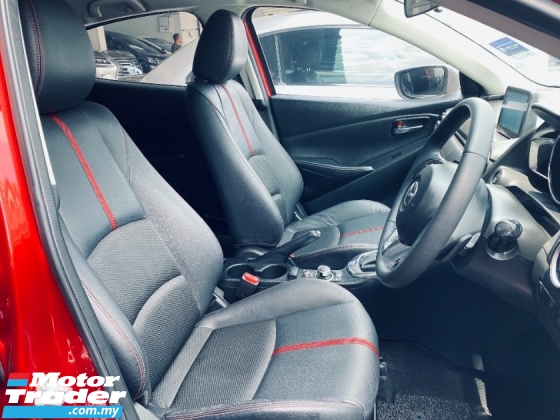 2015 MAZDA 2 1.5 HATCH BACK V-SPEC CKD Leather Seat Camera 