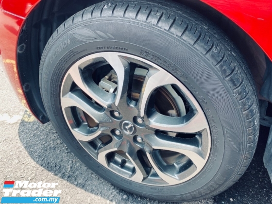 2015 MAZDA 2 1.5 HATCH BACK V-SPEC CKD Leather Seat Camera 