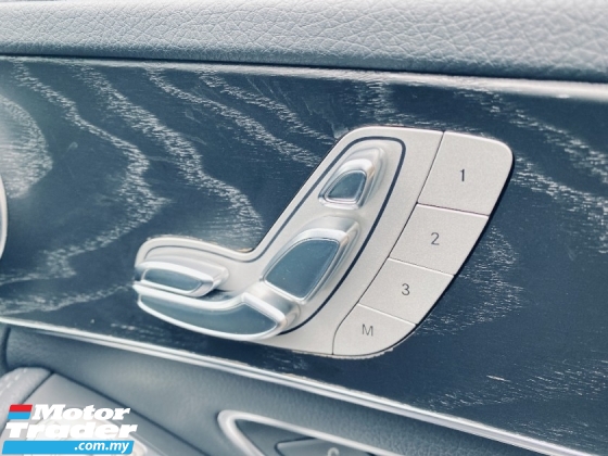 2018 MERCEDES-BENZ C-CLASS C200 AMG CKD Rekod Perkhidmatan Penuh Percuma Waranti 2 tahun