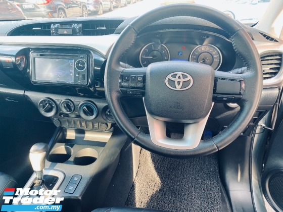 2017 TOYOTA HILUX 2.4 (A) Kulit Rekod Servis Penuh G VNT 64K KM