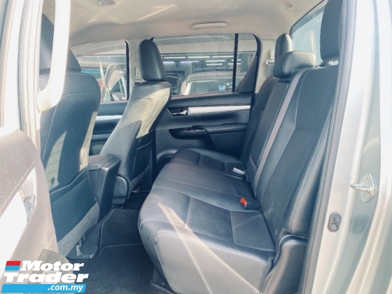 2017 TOYOTA HILUX 2.4 (A) Kulit Rekod Servis Penuh G VNT 64K KM