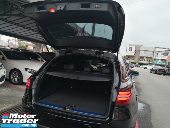 2019 MERCEDES-BENZ GLC-CLASS GLC250 AMG Tahun Dibuat 2019 Roda NZ Perkhidmatan Penuh CKD ((( PERCUMA 2 JAMINAN TAHUN )))