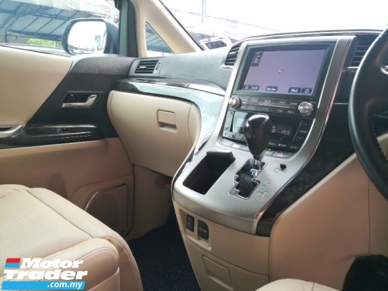 2013 TOYOTA VELLFIRE 3.5 VL 版 2019 改款 YEAR MADE 2013 满载的剧院模型师 (( 2 年保修 ))