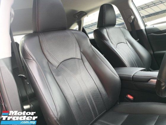 2019 雷克萨斯 RX300 豪华 CBU 年份 2019 完毕 64000 km 唯一提供全方位服务 Lexus Malaysia (( 自由 2 年度保修 ))