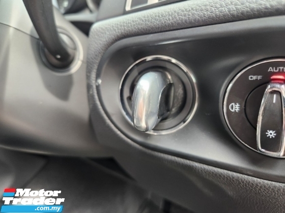 2021 PORSCHE MACAN 2.0 Turbo PDLS Headlamp (Grade 4.5) Original 360 Camera Keyless Entry Power Boot Memory Seat Unreg