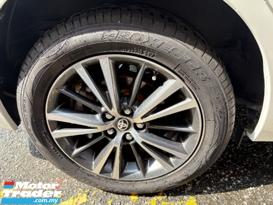 2018 丰田花冠ALTIS 1.8 G FACELIFT 无钥匙启动皮革相机