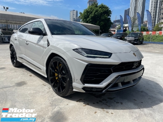 2023 LAMBORGHINI URUS 4.0 V8