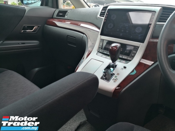 2011 丰田ALPHARD 2.4 S 规格 制造年份 2011 2 电源门 7 座椅环绕摄像机 (( 1 一年保修 )) 2016