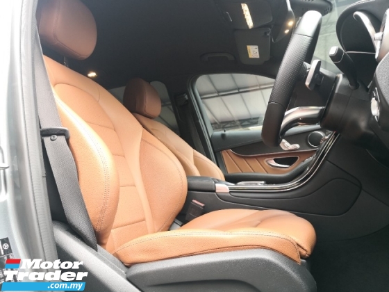 2021 梅赛德斯 - 奔驰GLC GLC200 AMG 2021 新的改头换面完成了45,000公里，只有全方位服务NZ Wheels保修 10.2025