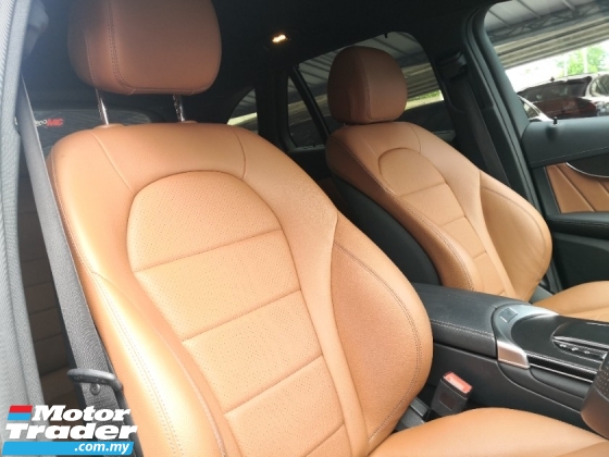 2021 梅赛德斯 - 奔驰GLC GLC200 AMG 2021 新的改头换面完成了45,000公里，只有全方位服务NZ Wheels保修 10.2025