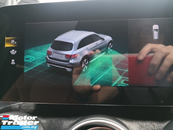2021 梅赛德斯 - 奔驰GLC GLC200 AMG 2021 新的改头换面完成了45,000公里，只有全方位服务NZ Wheels保修 10.2025